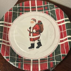 Lenox “Vintage Holiday” coated paper dinner plates, 16 pack.